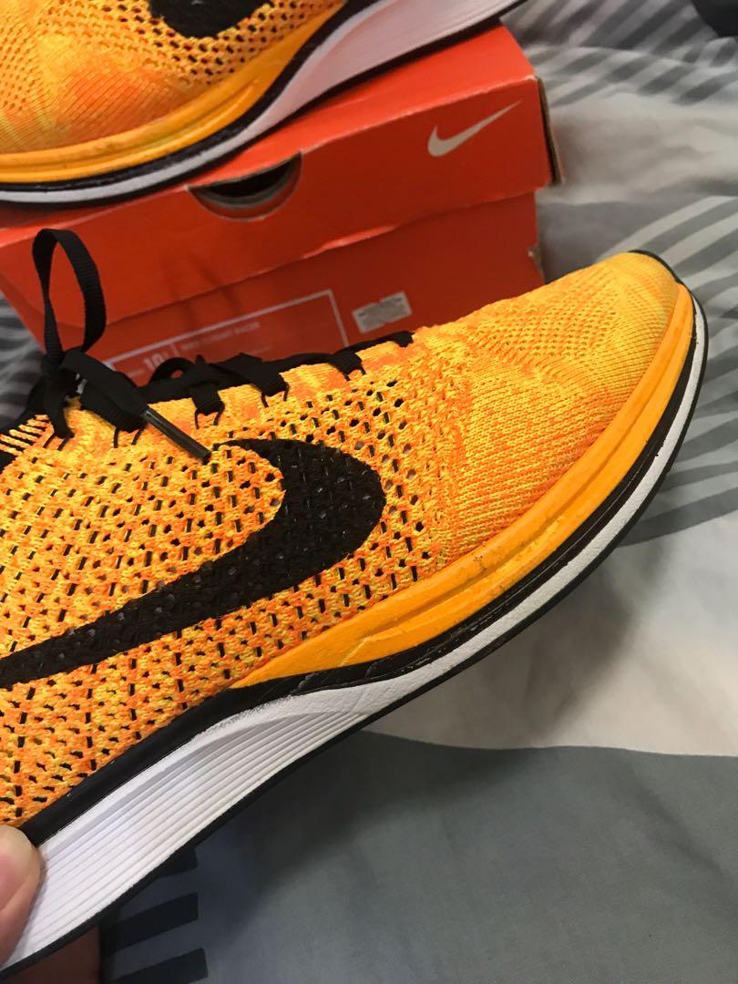 Nike flyknit racer Team Orange Orange Cheetos