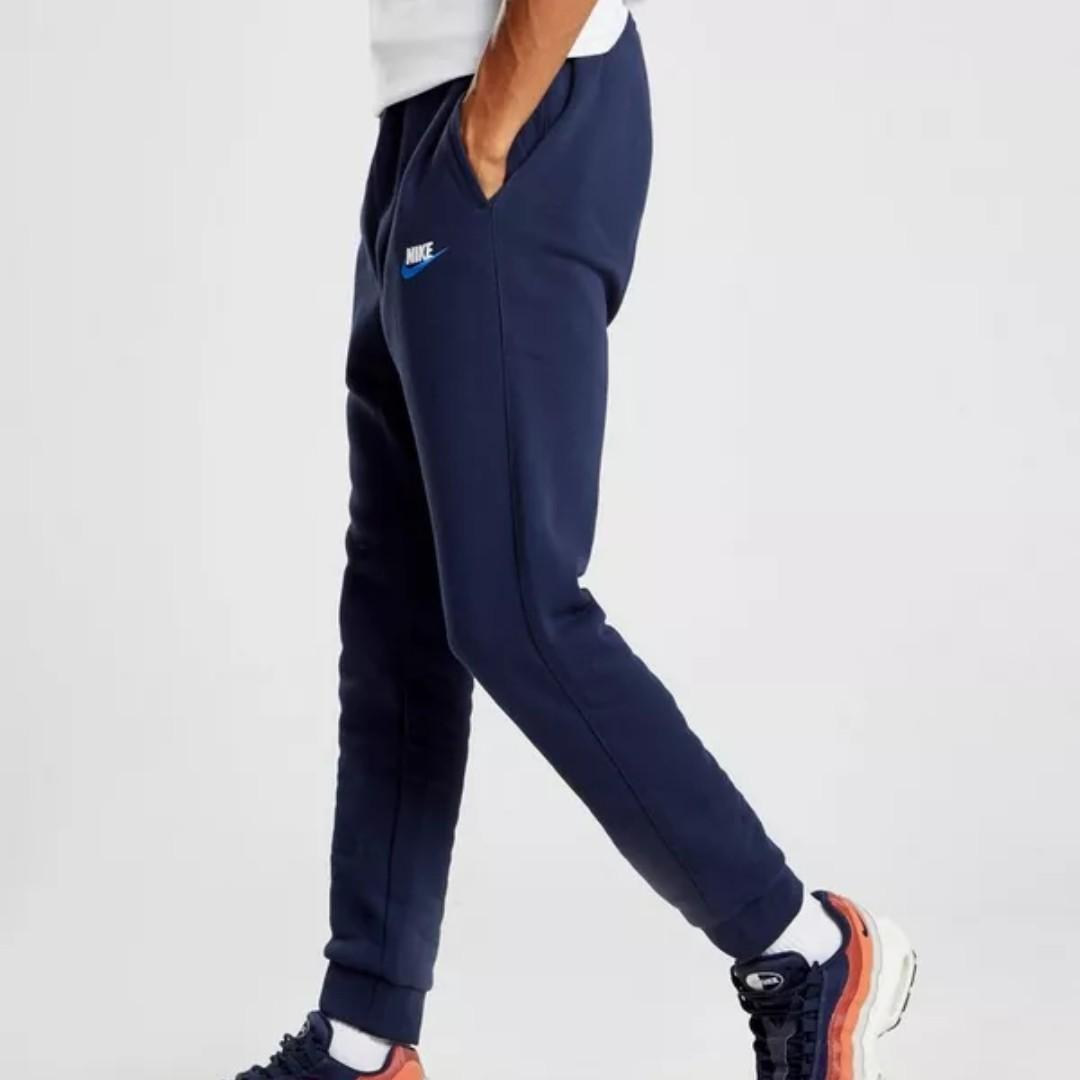 nike foundation fleece joggers