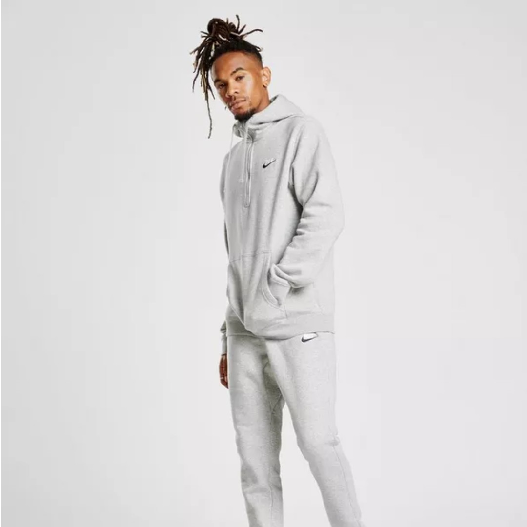 nike cuffed fleece joggers