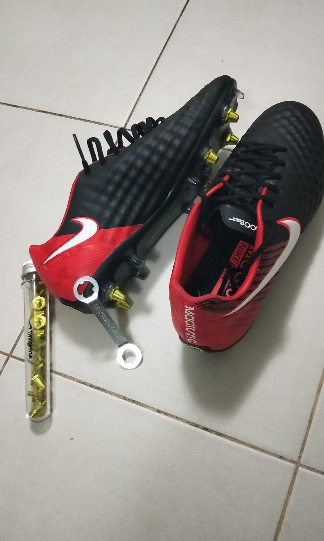 Jual Sepatu Futsal Original Nike MagistaX Proximo IC Red