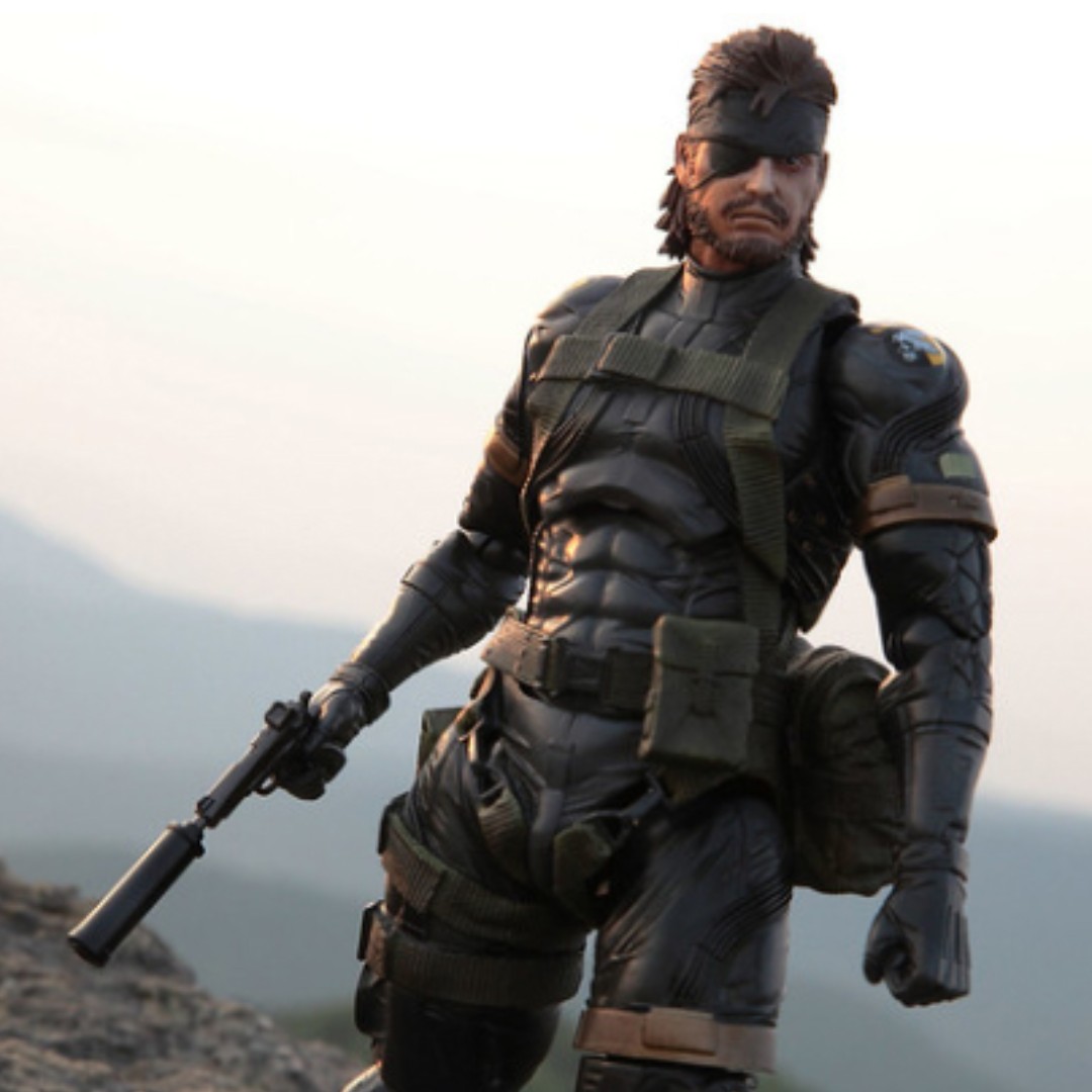 Play Arts Kai Metal Gear Solid Peace Walker Snake Sneaking Suit Version 100 Original Toys Games Action Figures Collectibles On Carousell