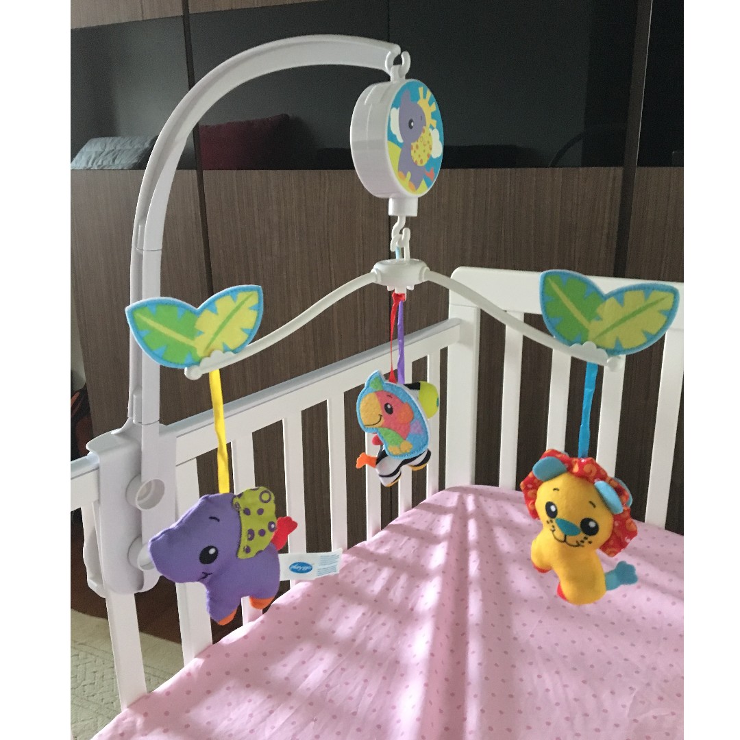 Playgro jungle shop friends musical mobile