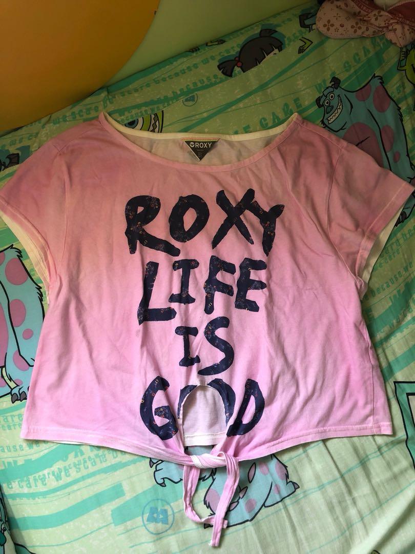 Roxy summer tee （分類：T-shirt）位於 Hong Kong。 由 grace.l12 提交（商品編號 170490949，圖片 1）。簡介： 。
