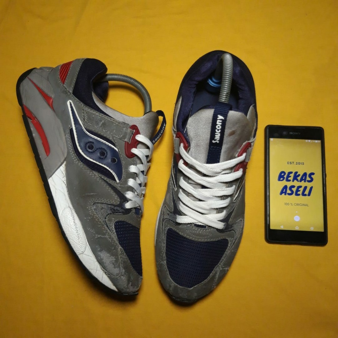 Sepatu Second SAUCONY Original Size 41 masih bagus Jual Murah Aja nih