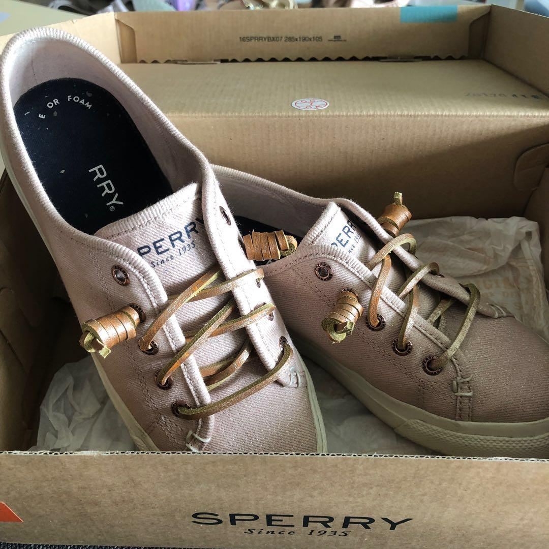 sperry memory foam shoes