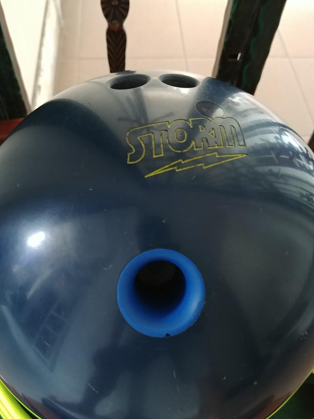 Storm Hot Shot Reactive Bowling Ball 10 lbs, Sports Equipment, Sports