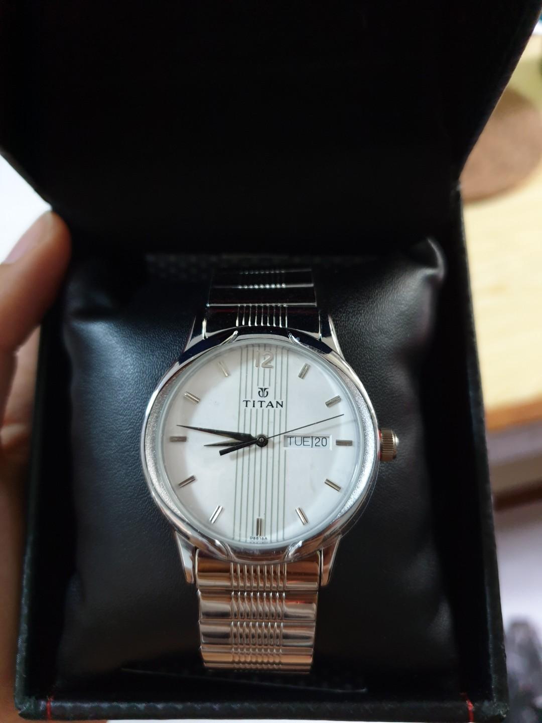 Titan silver chain link men s watch Mobile Phones Gadgets
