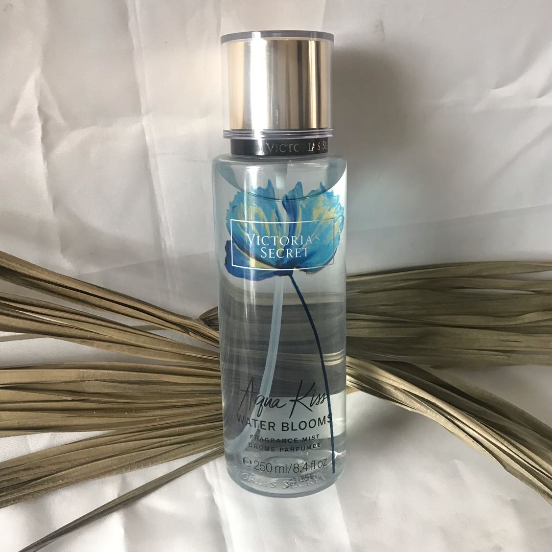 Aqua kiss water hotsell blooms victoria secret