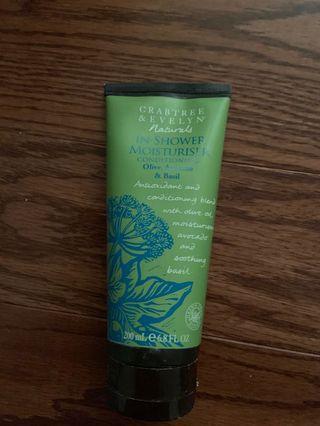 Brand new Crabtree & evelyn in shower moisturizing conditioner