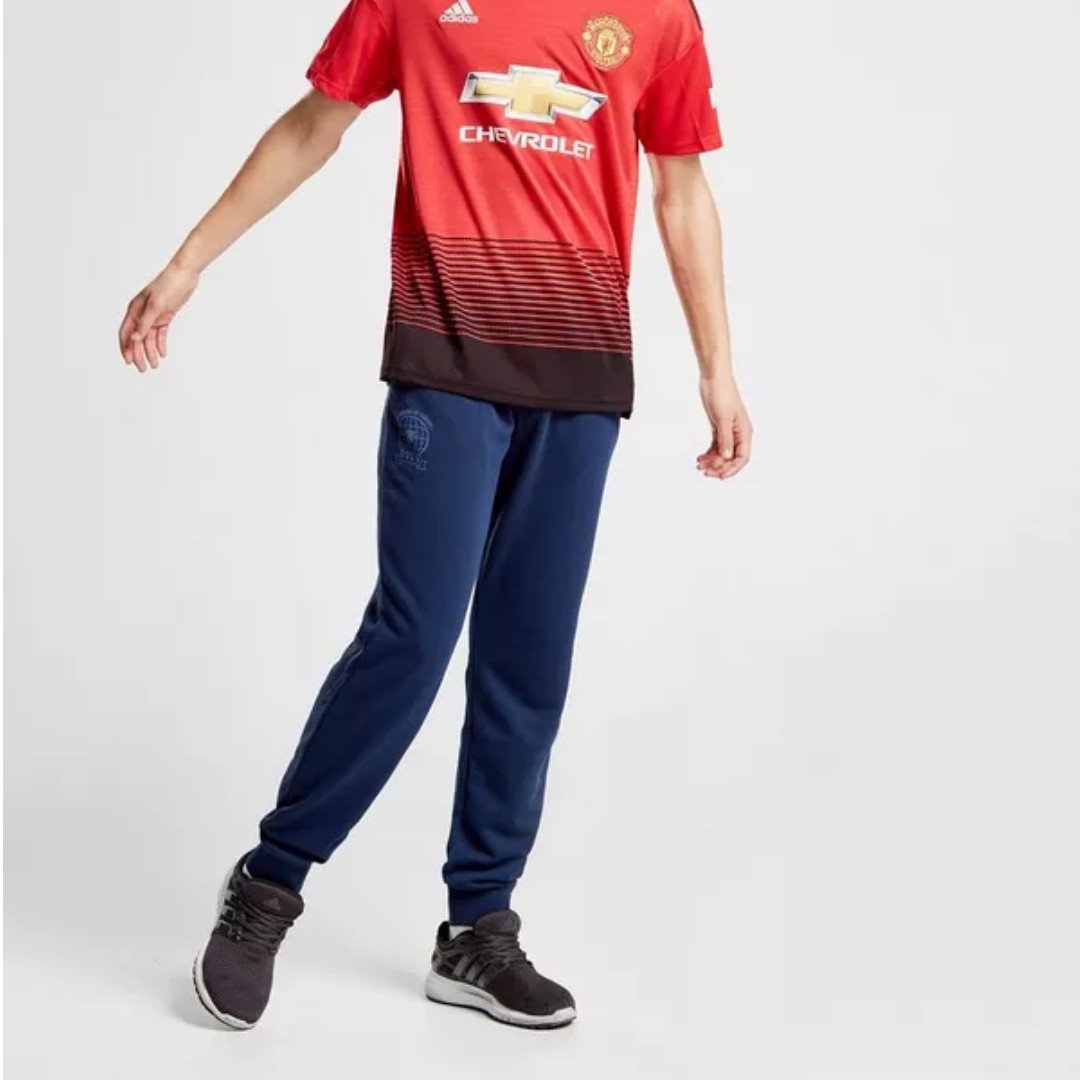 man utd track pants