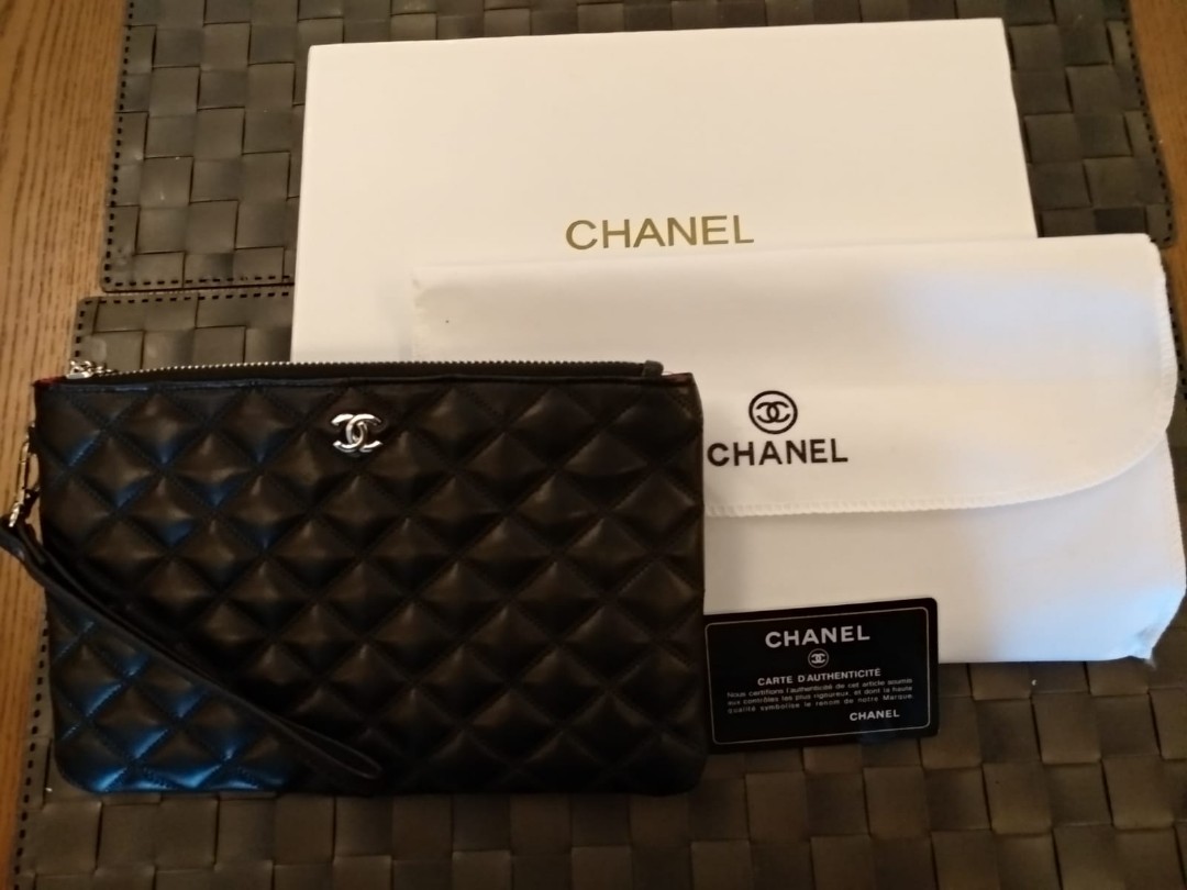 Chanel Vip Gift Compact Wallet, Luxury, Bags & Wallets on Carousell