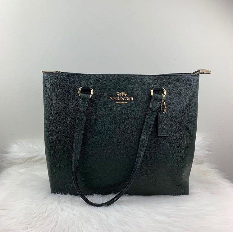 Coach Bay Tote in Ivy