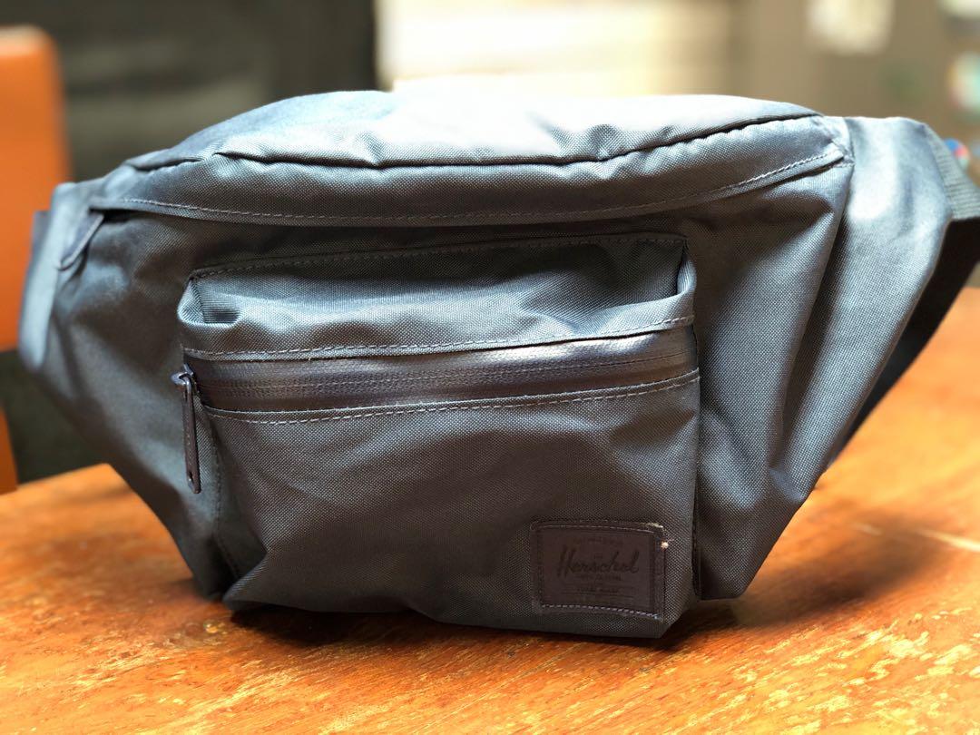 Tas outlet pinggang herschel