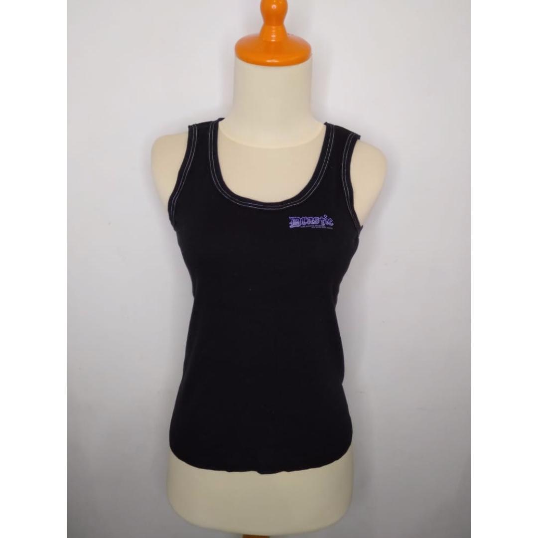 Kaos Tank Top Women S Fashion Women S Clothes Others On Carousell