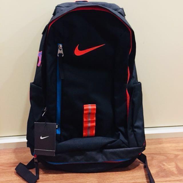 nike backpack taiwan