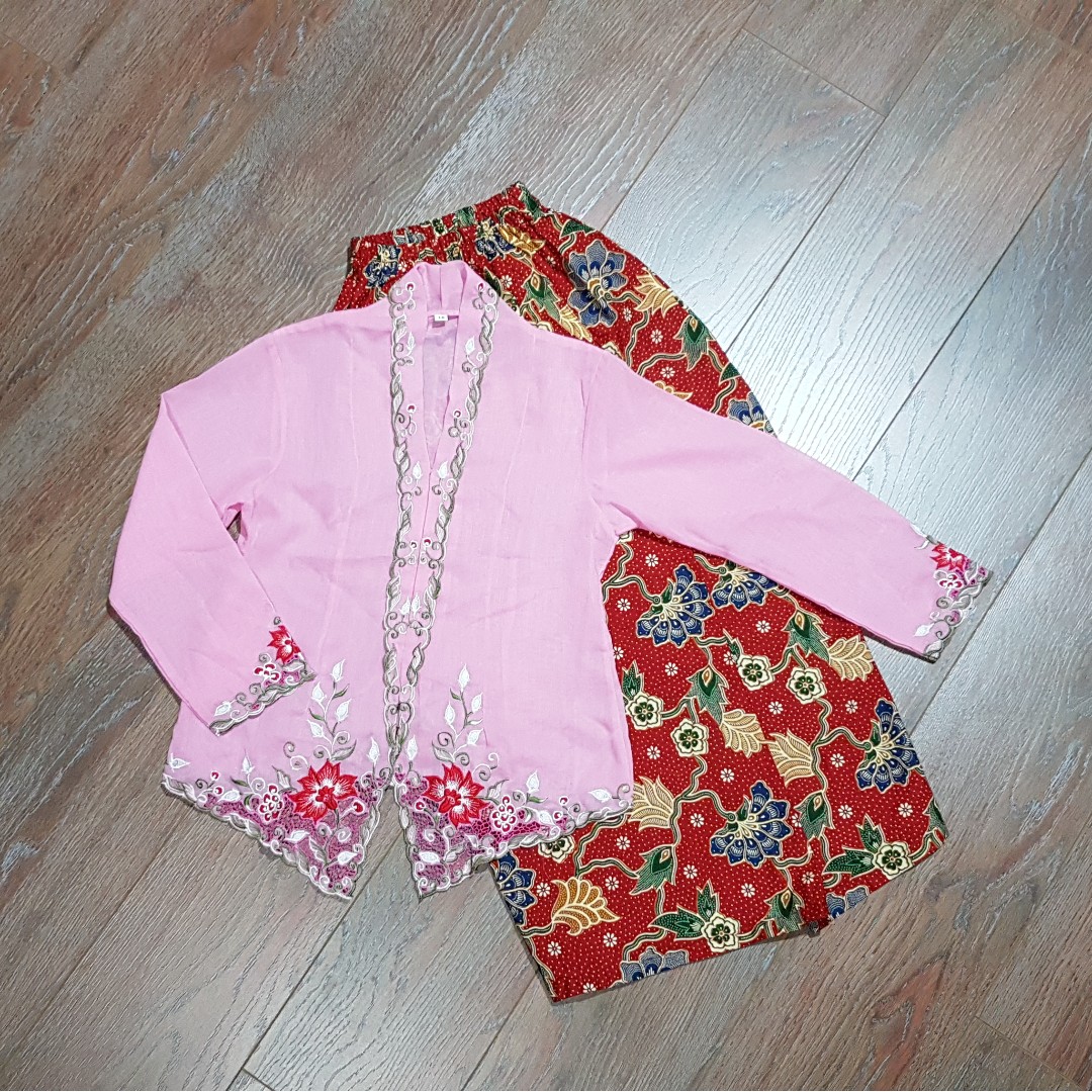 Kebaya Nyonya Kanak Kanak Babies Kids Girls Apparel 8 To 12 Years On Carousell