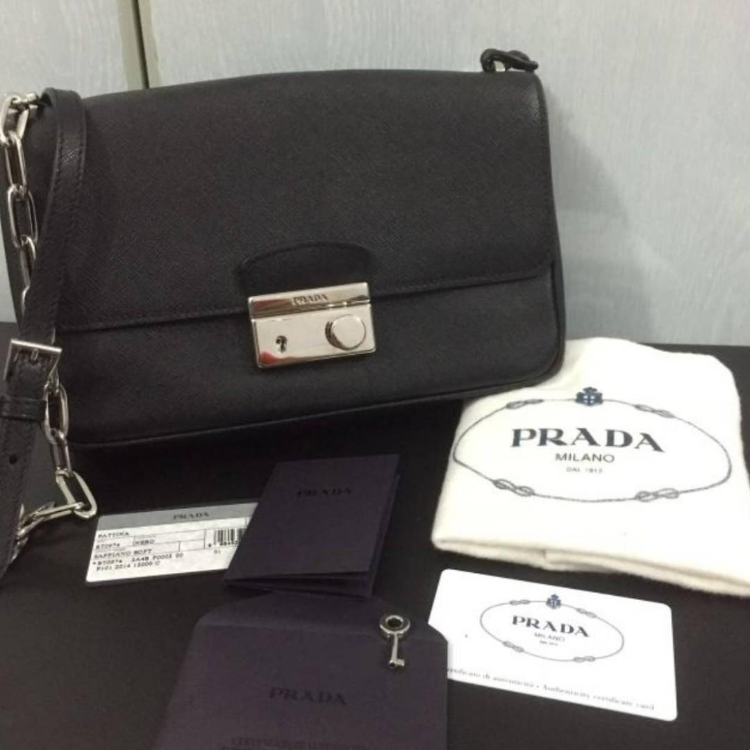 prada saffiano flap bag