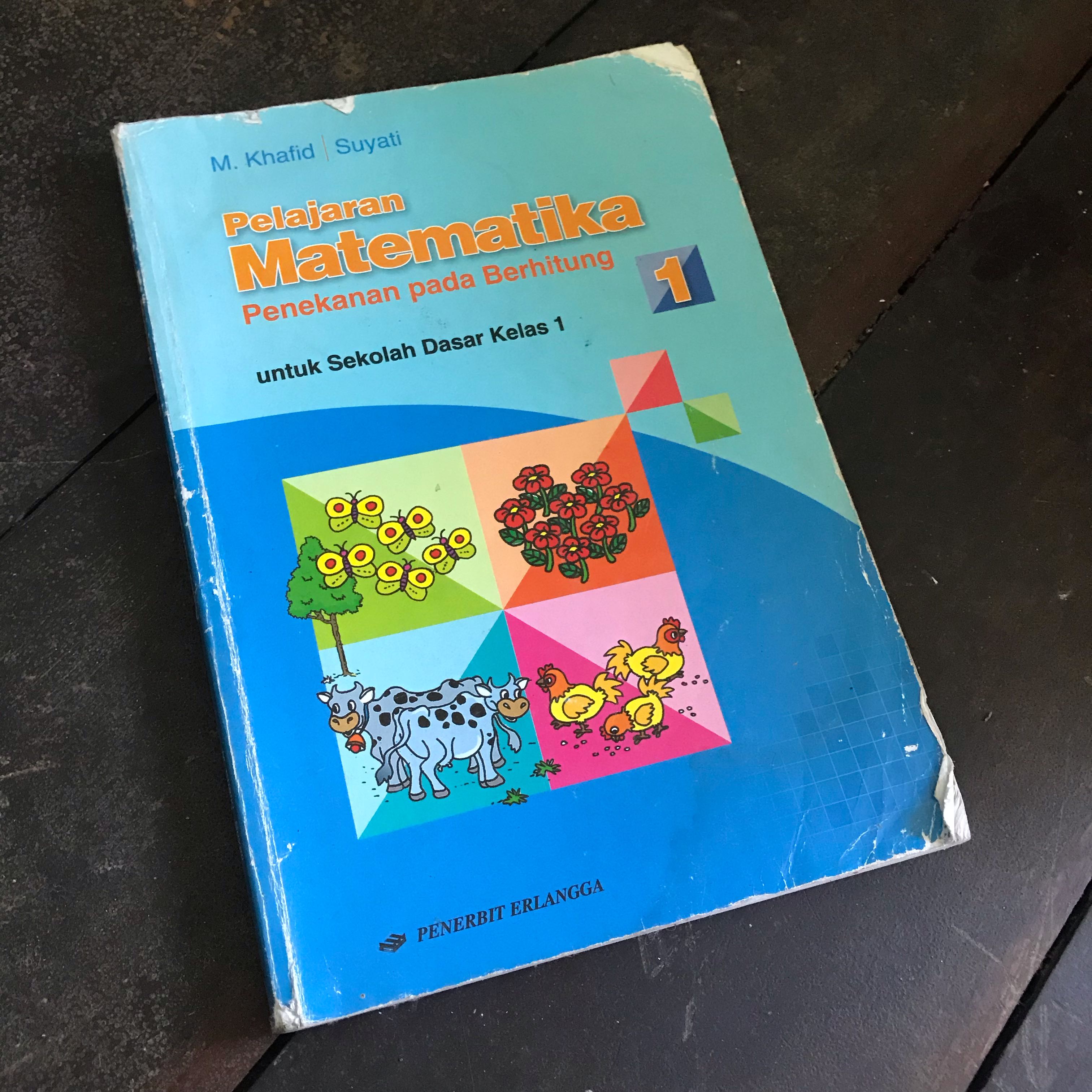 Mauvivo Buku Matematika berhitung SD kelas 1 Books & Stationery Textbooks on Carousell