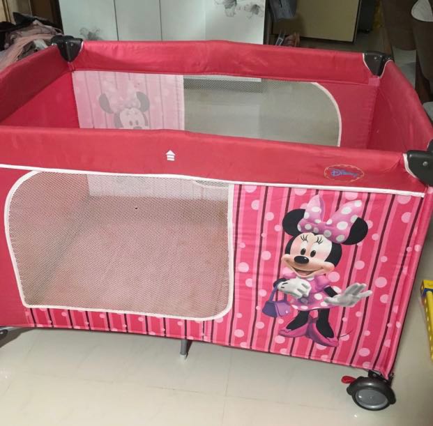 Minnie Playpen 1558402514 6161c24a 