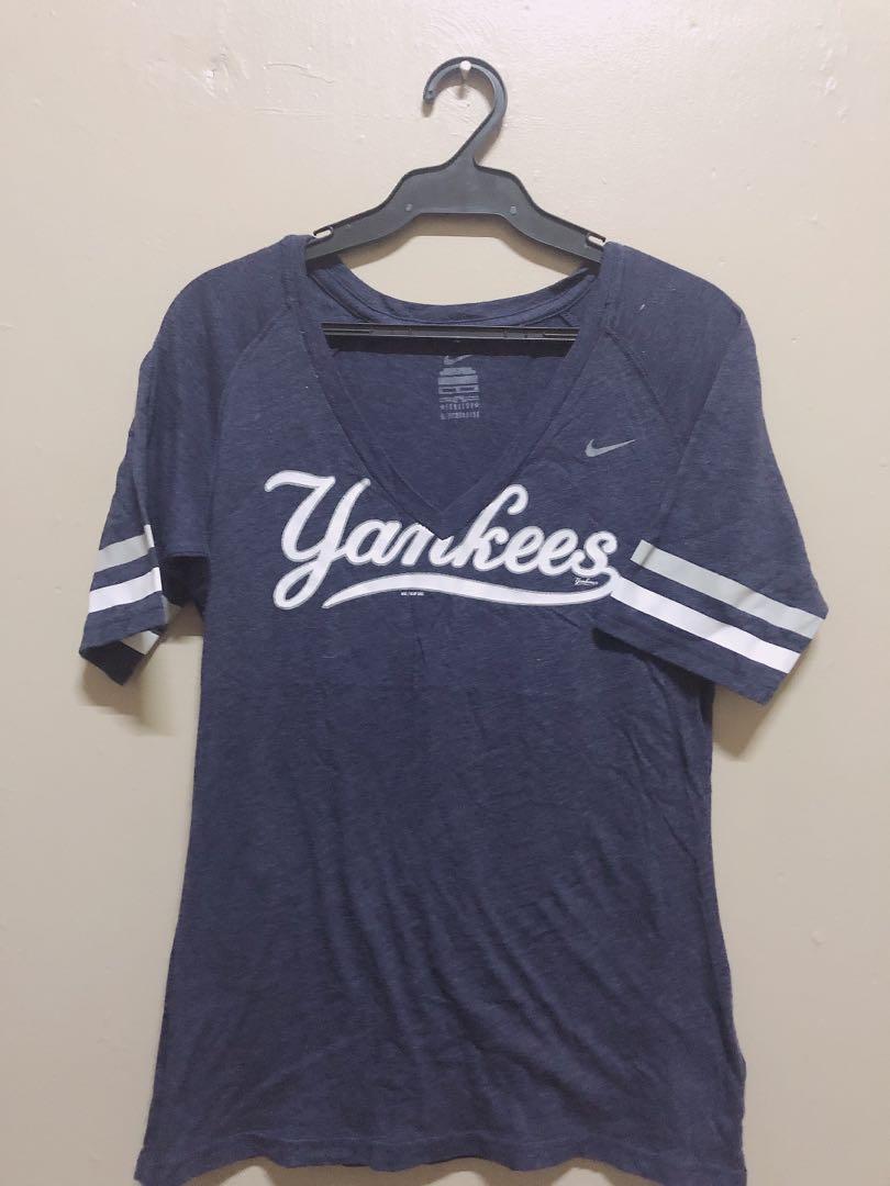 nike yankees shirt
