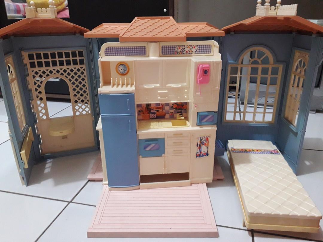 Rumah Barbie Original Toys Collectibles Mainan Di Carousell