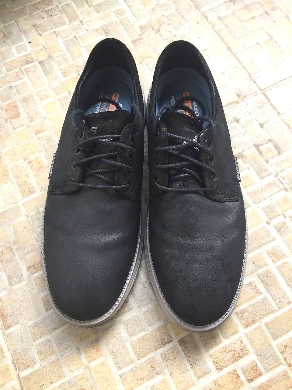 Skechers versen sales