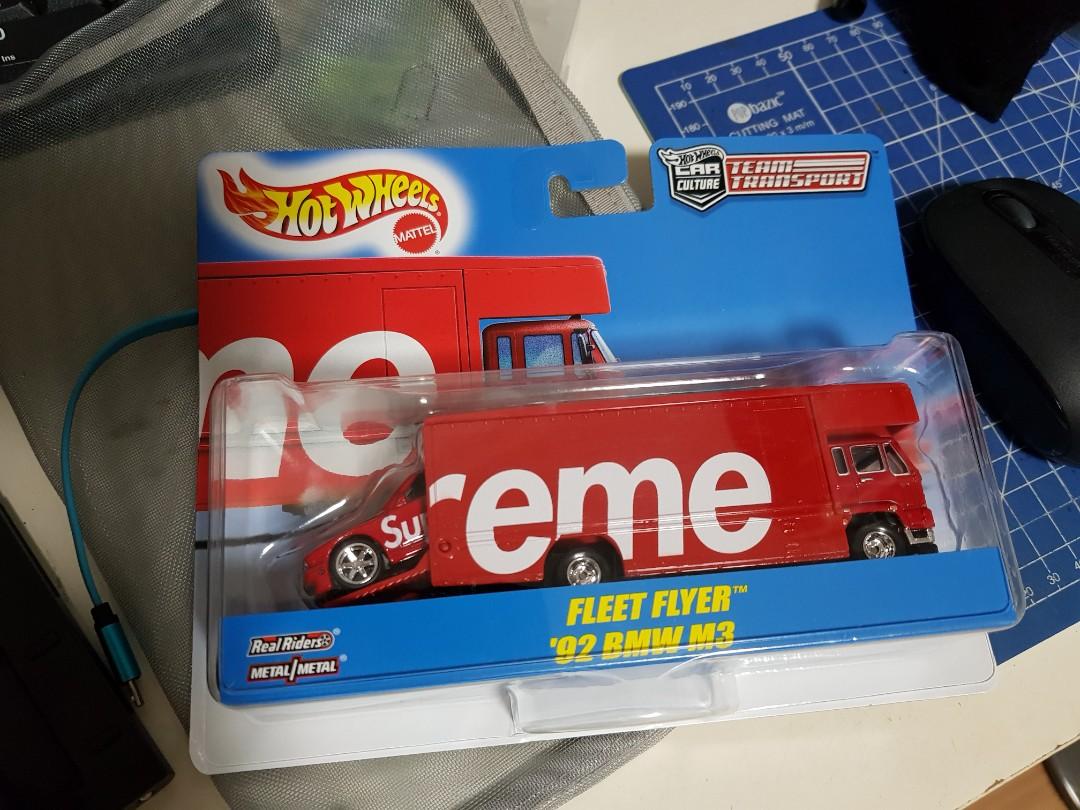 🔥[Last piece] Supreme Hot Wheels Fleet Flyer BMW, Hobbies & Toys