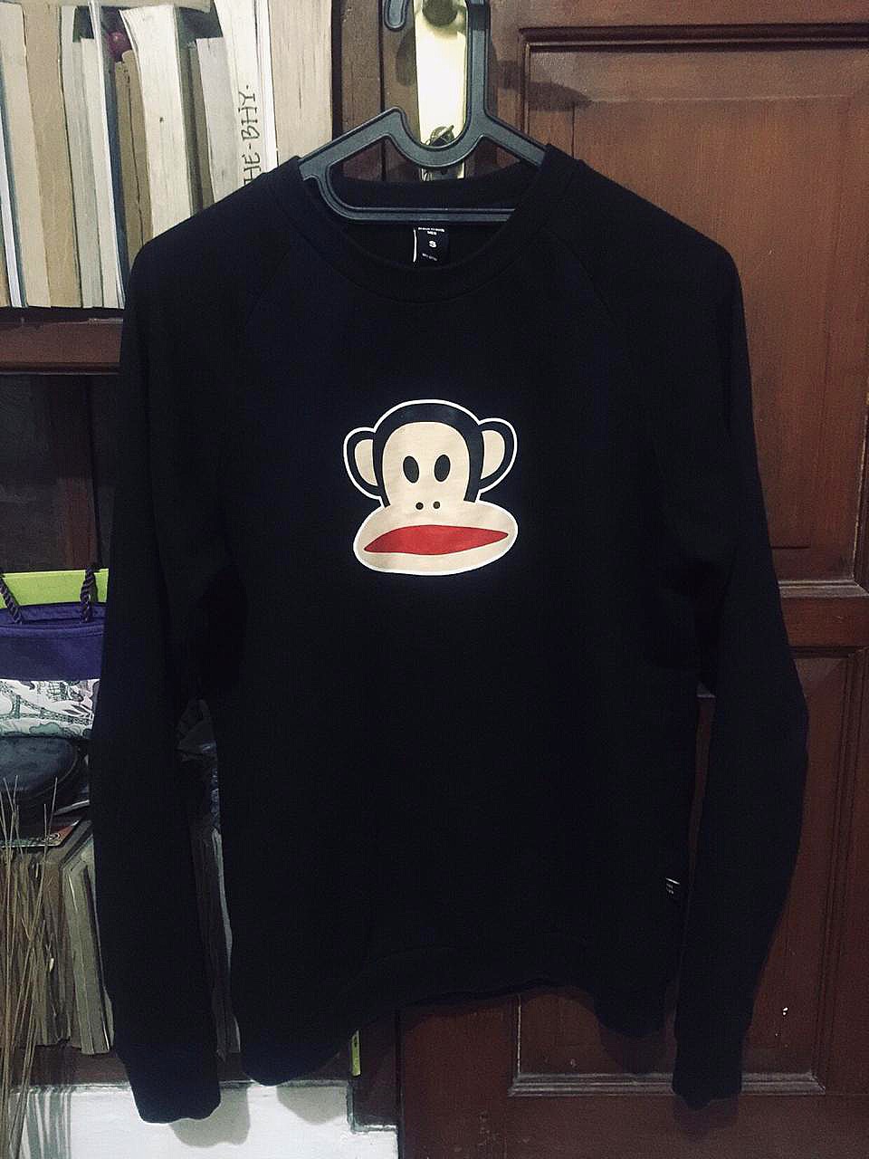 Sweater black Paul Frank Fesyen Pria Pakaian Atasan di Carousell