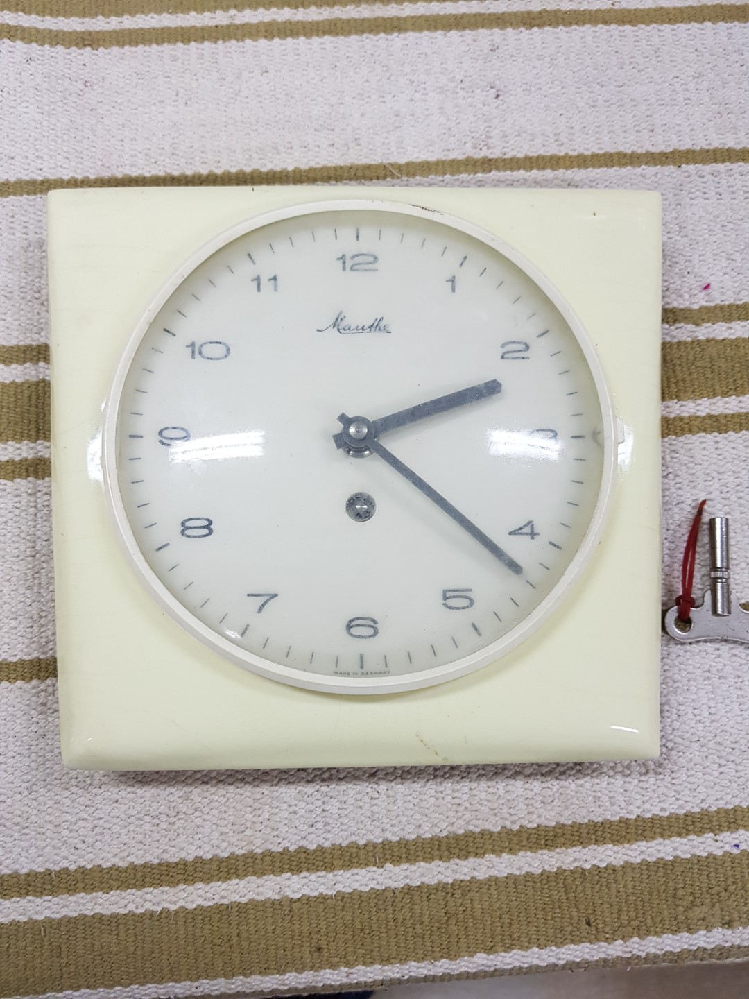 Vintage porcelain Germany Mauthe wind up clock, Hobbies & Toys