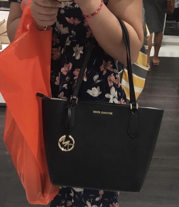 Authentic Coach/MK/Kate Spade, Women's Fashion, Bags & Wallets, Cross