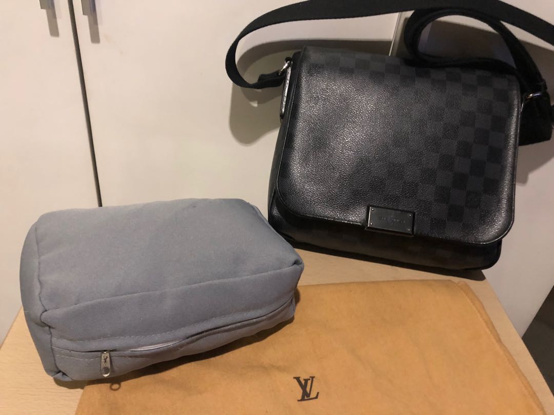 Authentic Louis Vuitton LV messenger bag (unisex) Rank A, Luxury, Bags
