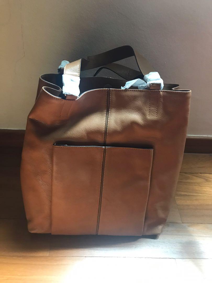 BN Trenery Heather Leather Tote, Women's Fashion, New Undergarments & Loungewear on Carousell
