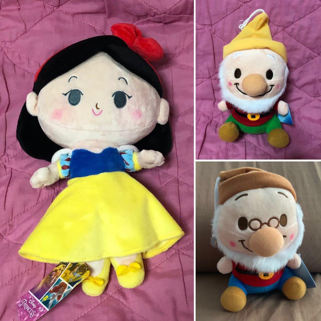 snow white dwarfs plush