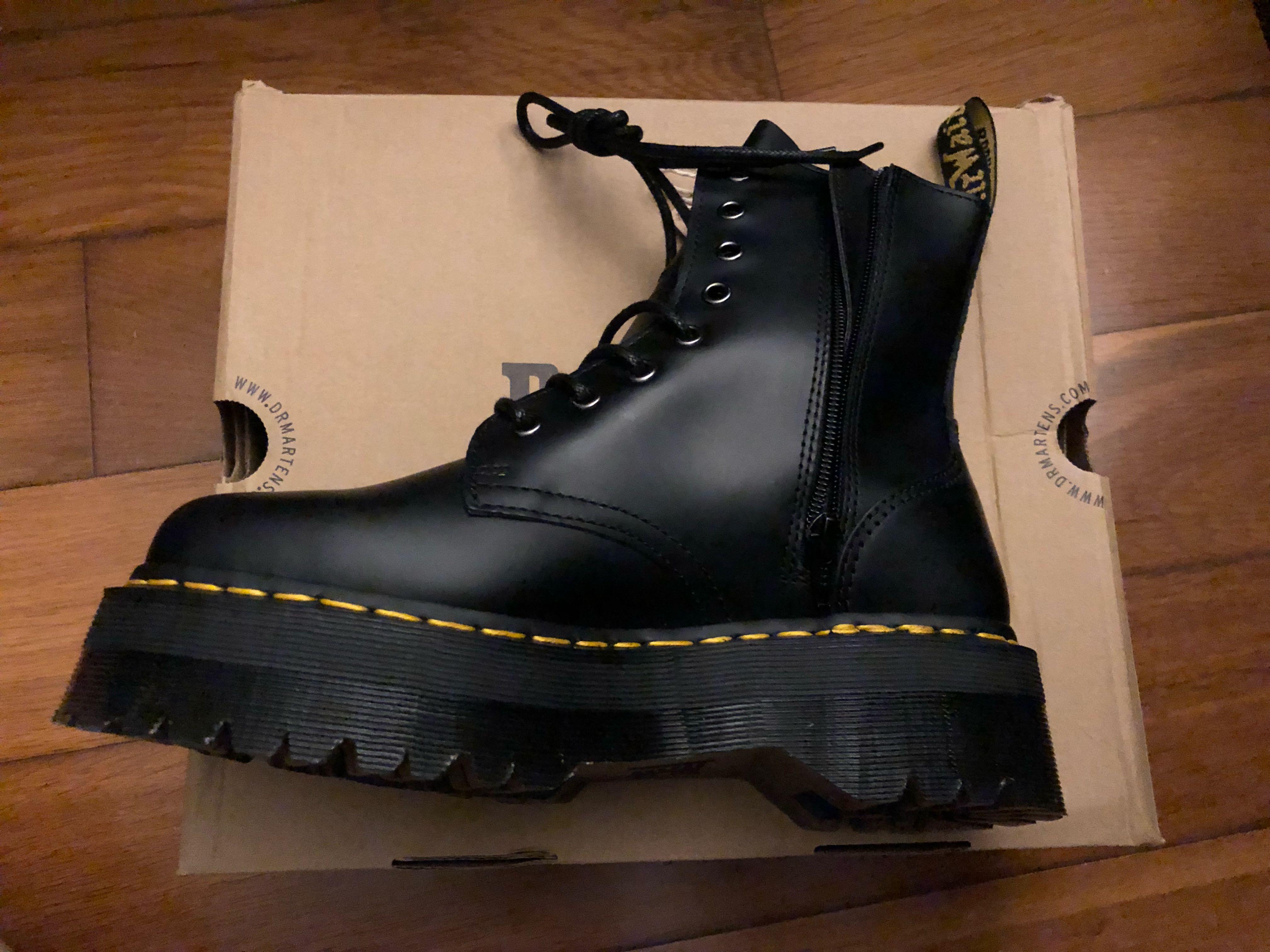 Dr Martens Jadon, Women's Fashion, Footwear, Boots on Carousell