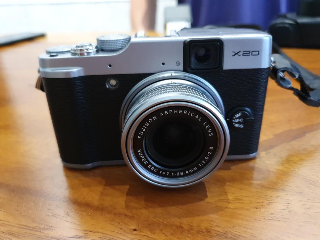 Fujifilm X20 Digital Camera, Photography, Cameras on Carousell