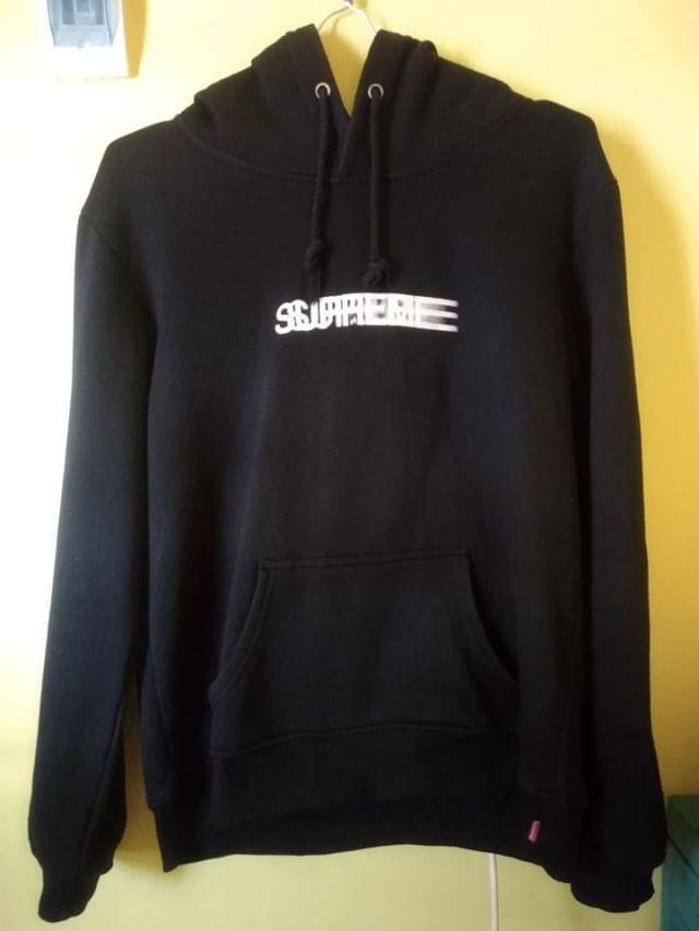 supreme sweatshirt original