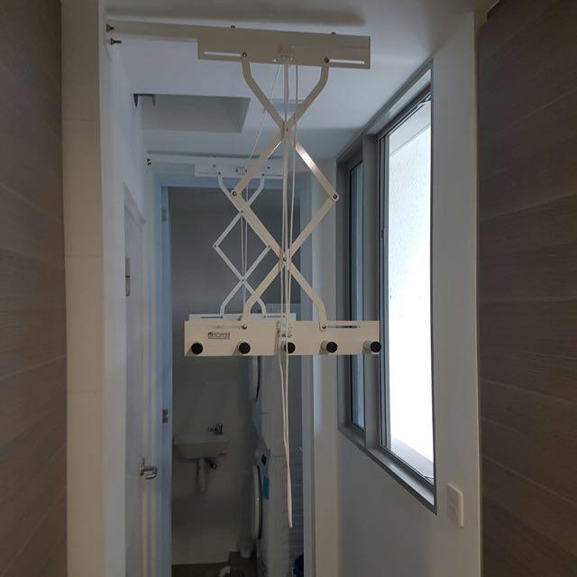 Indoor Laundry System (Manual Pulley System), Furniture & Home Living