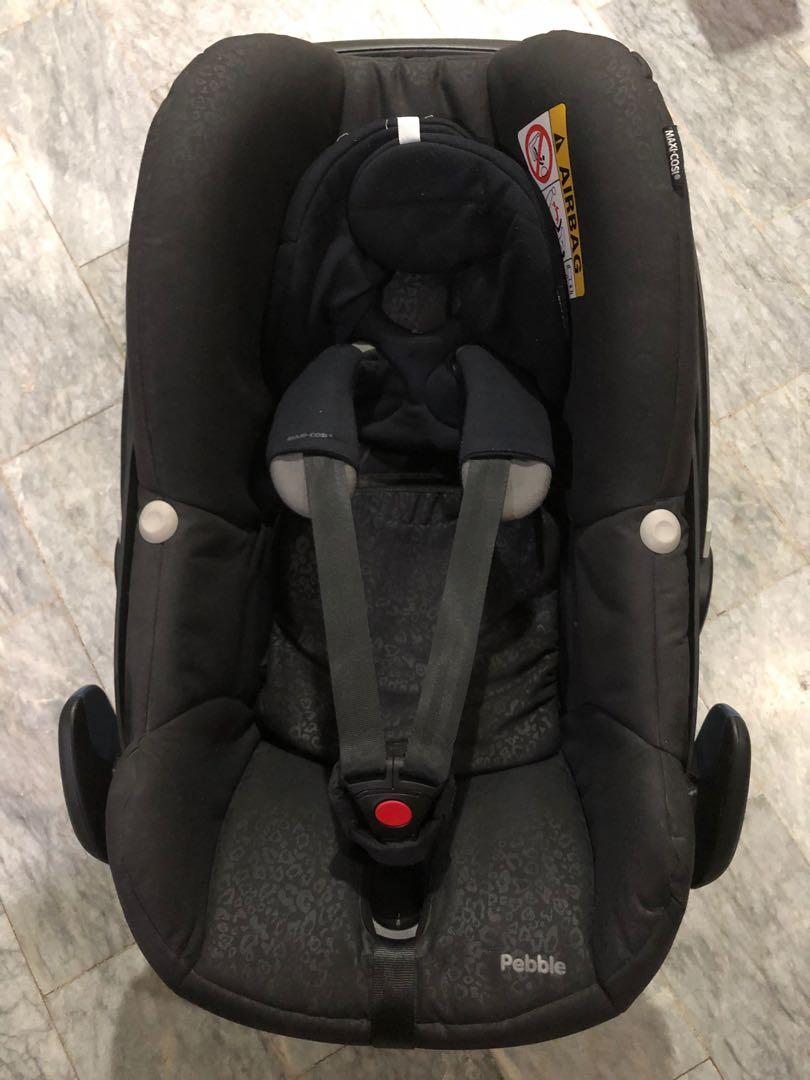 Maxi Cosi Pebble carseat (Category: Car Seats) located in Talisay. Submitted by jelsonegale (Listing ID 230385790, Image 3). Description: Maxi Cosi Pebble Carseat ✅ For 0-13kg babies ✅ Lightly-used with no defects/ tear ✅ Black color, with canopy ✅ Compatible with Maxi Cosi/ Quinny stroller ✅ Bugaboo adapter also available as addon ⭐️ Stroller cover avail, each at 400php - Puppy on dark blue - Farm animals on cream/ white Reason for selling: Baby
