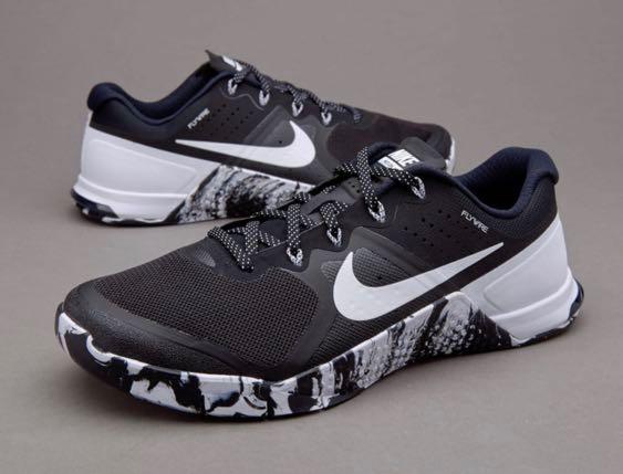 mens nike metcon trainers