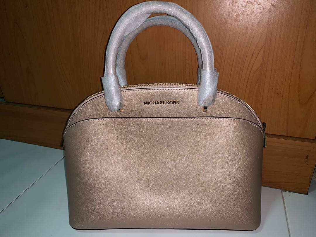 Michael Kors Emmy Satchel Large Dome Handbag Women s Fashion Bags Wallets Tote Bags on Carousell