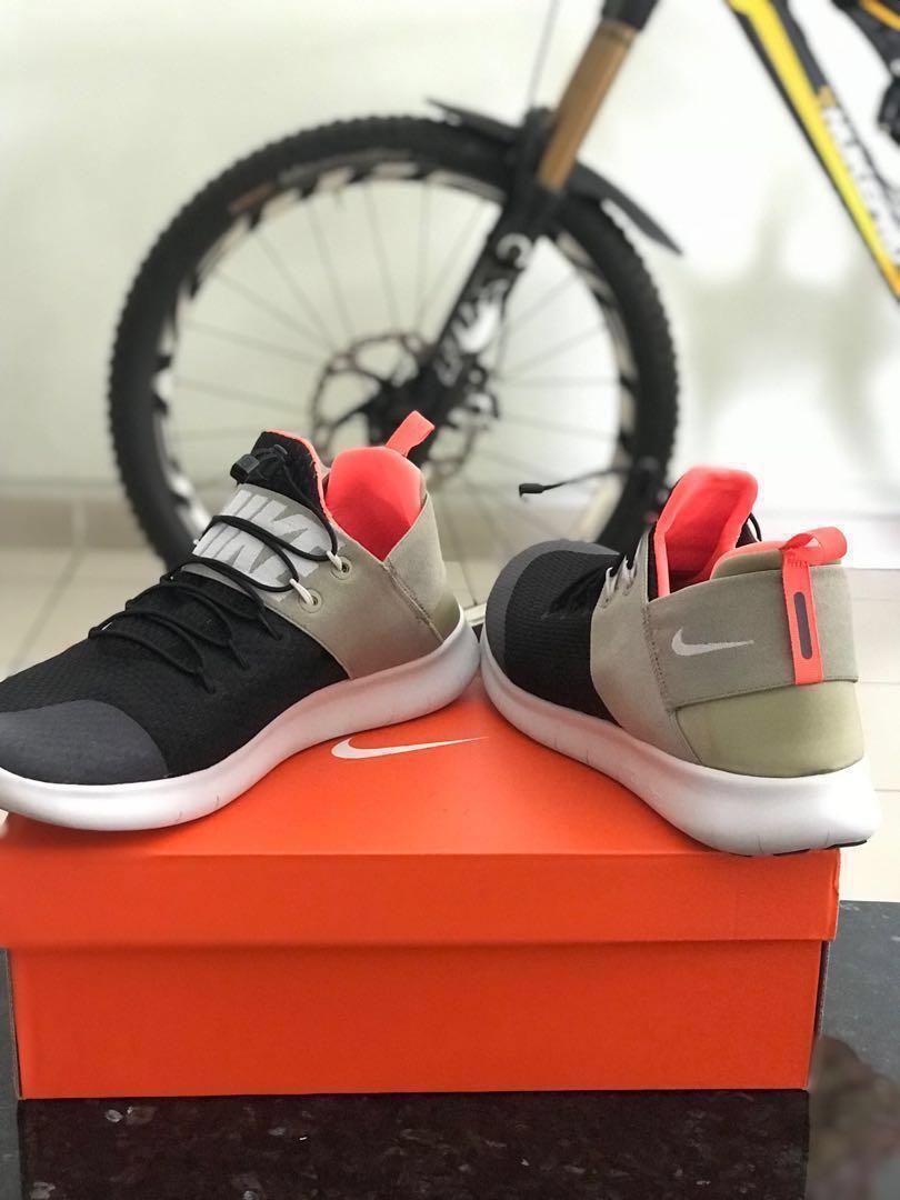 Nike free run cmtr 2019 top