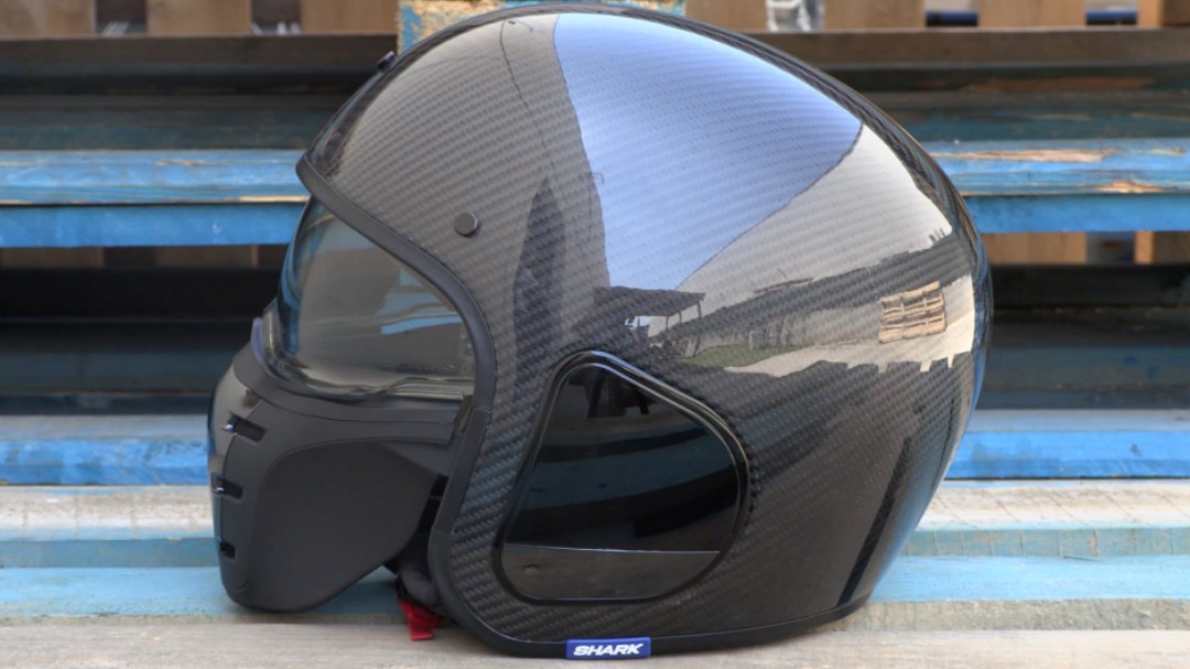 Shark s-drak helmet carbon fiber M size, Motorcycles, Motorcycle Apparel on  Carousell