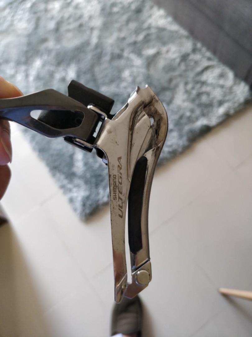 Shimano Ultegra 6800 Fd Rd (Category: Bicycles) located in Pasig City. Submitted by trisporthunter (Listing ID 230390851, Image 1). Description: shimano Ultegra 6800 FD RD 11 speed mid cage very good condition.
