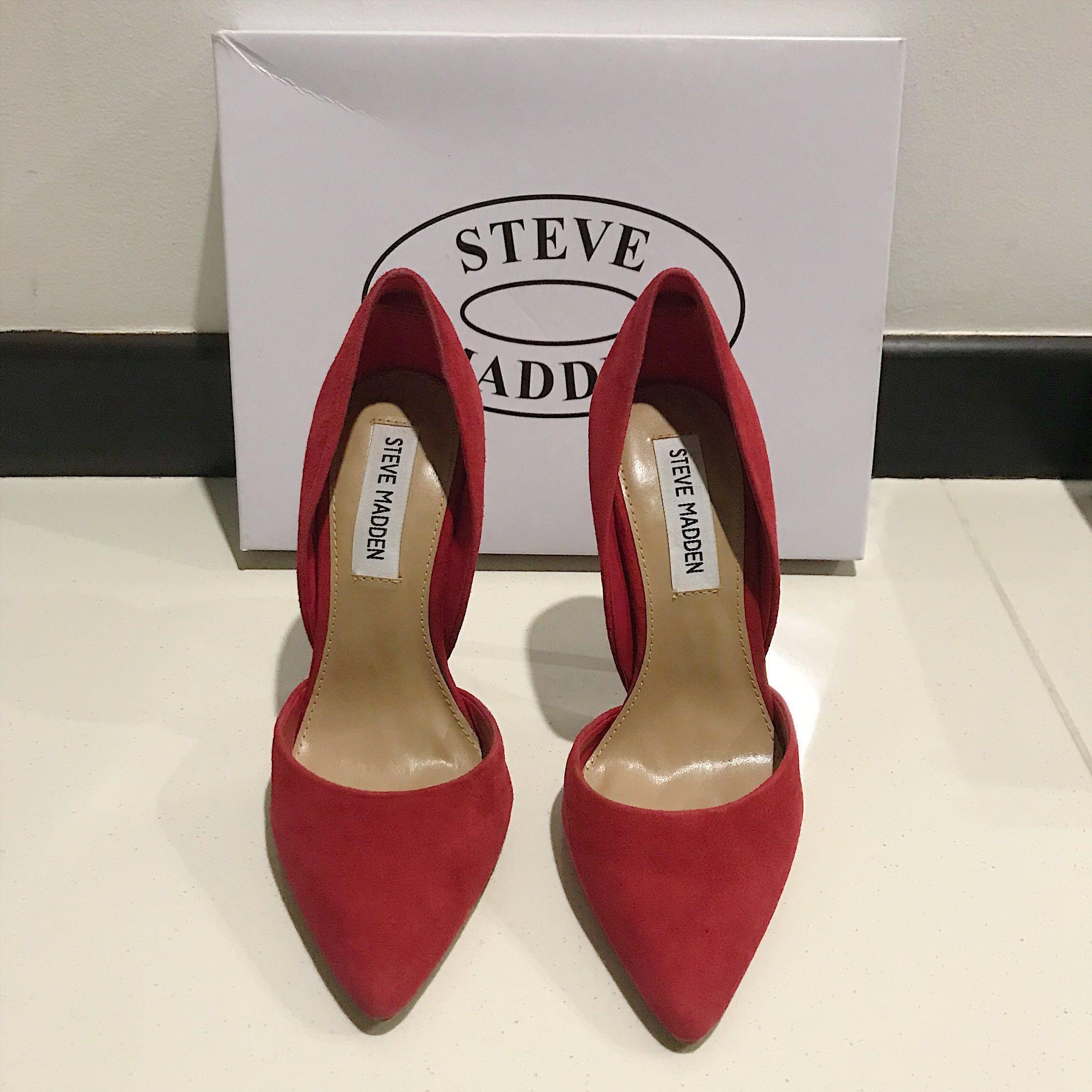 red heels size 5.5