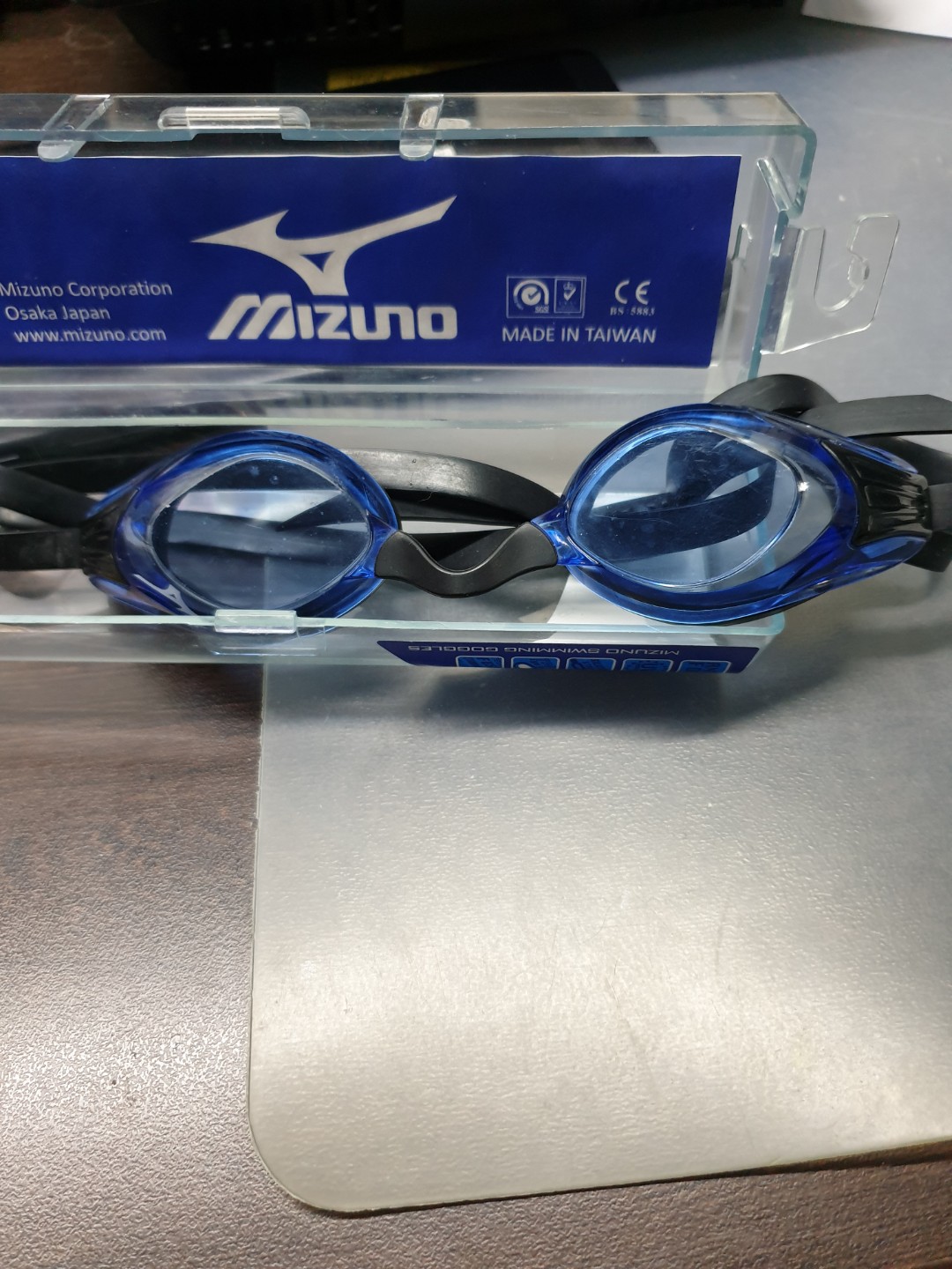 mizuno swimming goggles