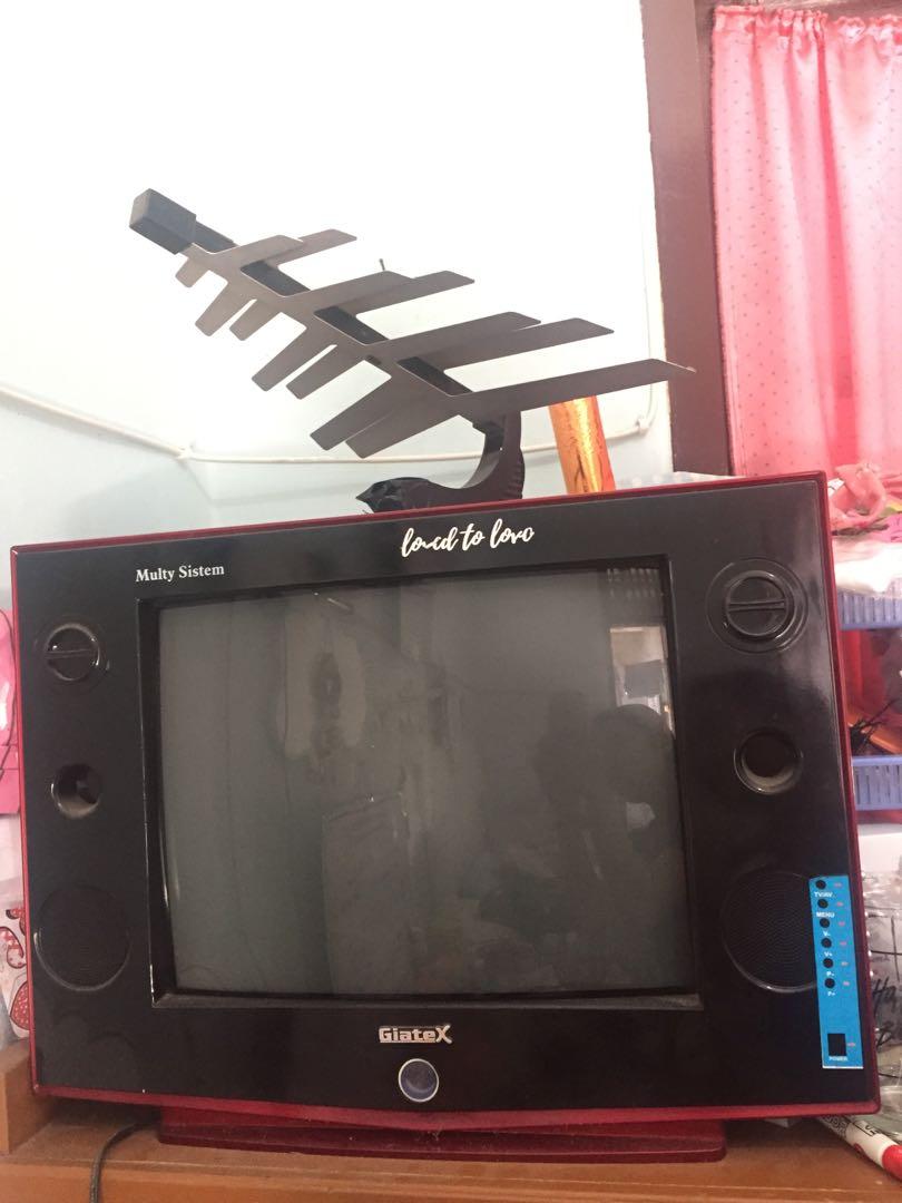 Tv Giatex 17inch Elektronik Tv Perlengkapan Hiburan Di Carousell