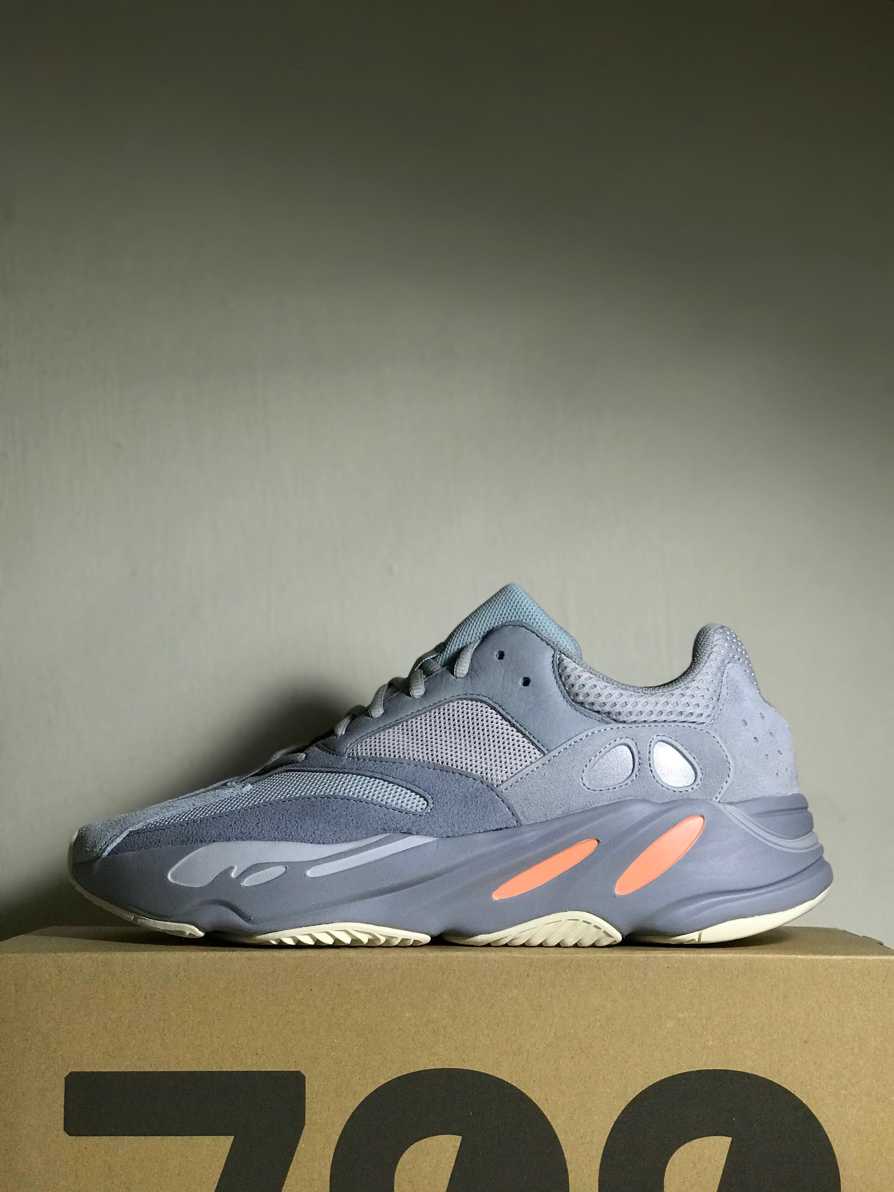 yeezy 700 silver