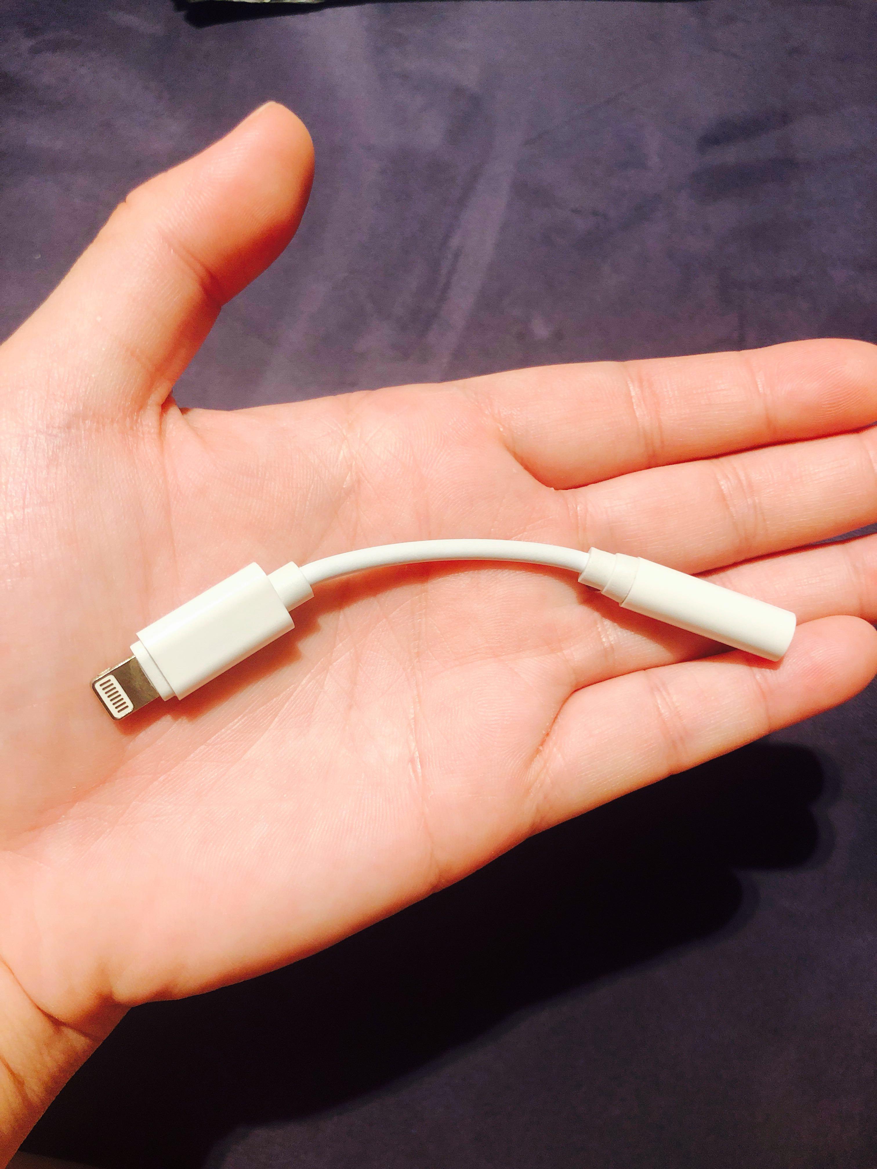 Apple iPhone jack adapter, Audio, Portable Audio Accessories on Carousell
