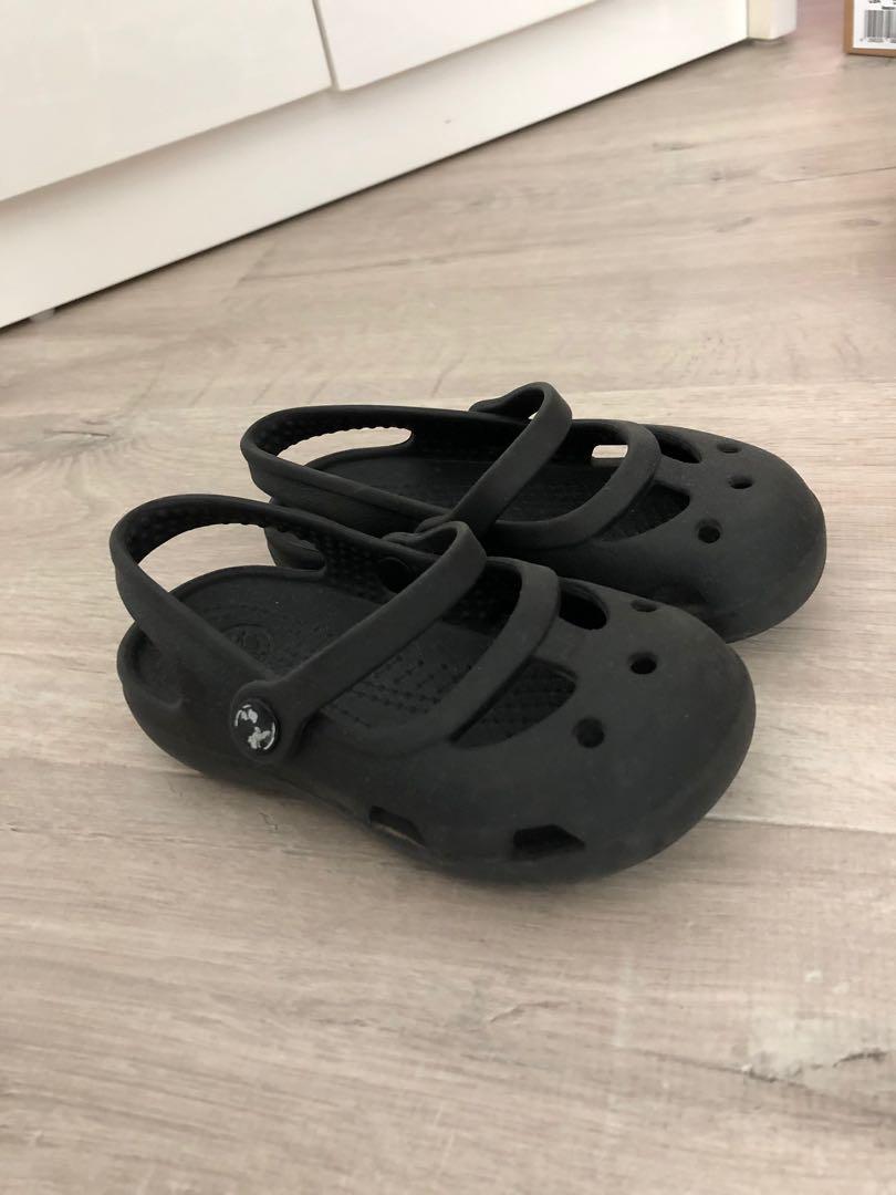 where can i buy kids crocs