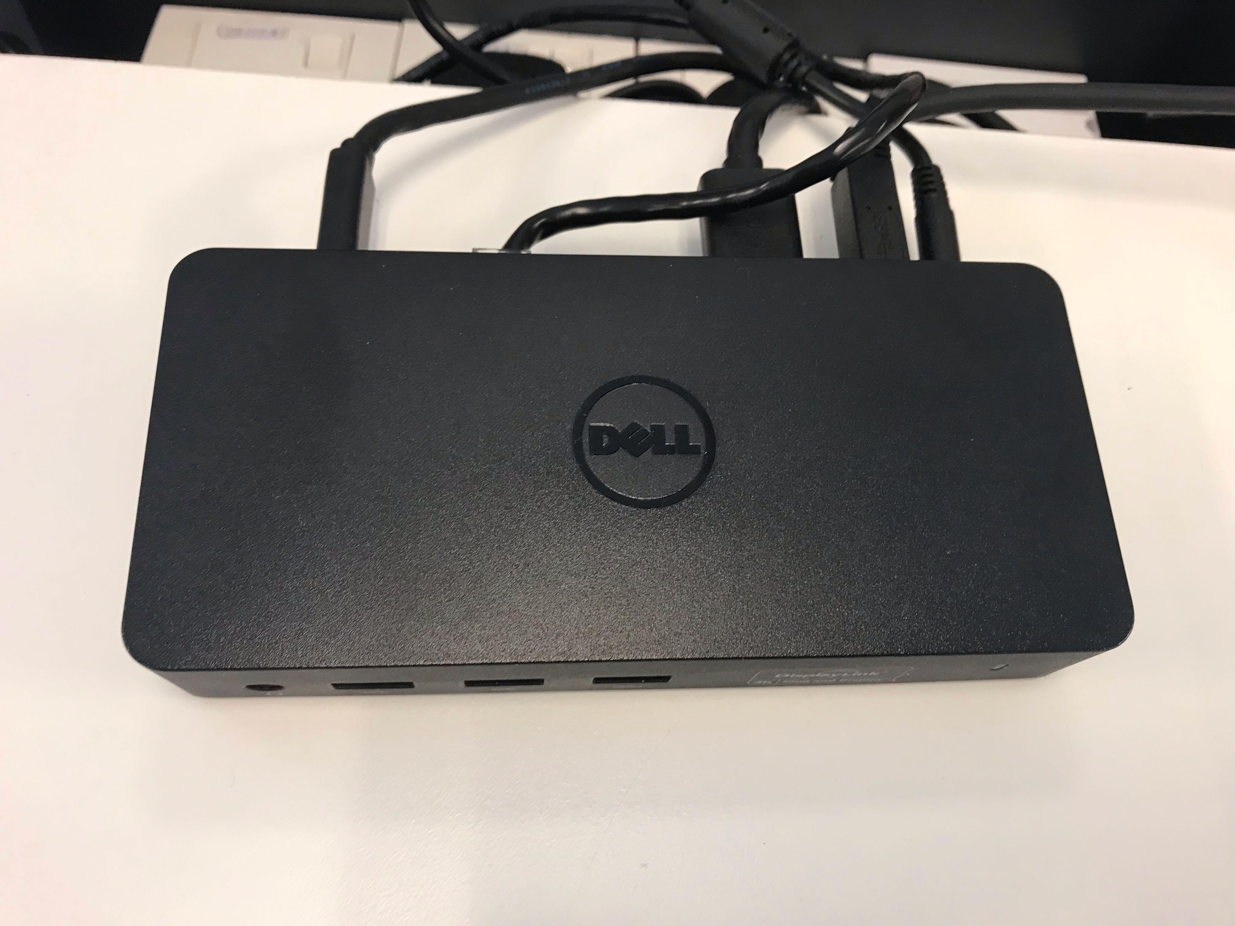Dell universal dock d6000, Computers & Tech, Parts & Accessories